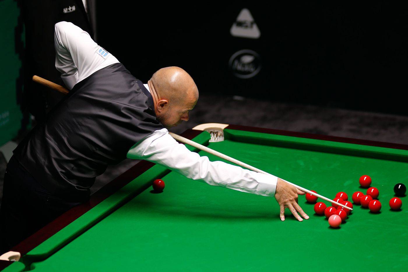 赛中投入更 赛中投入更